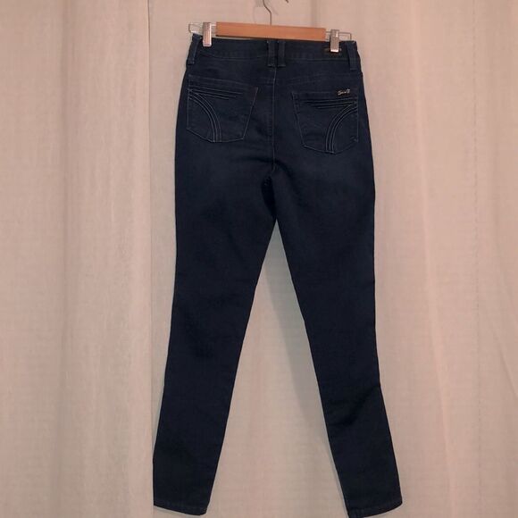 Seven7 Size 4 High Rise Skinny Dark Wash Jeans - Picture 6 of 16